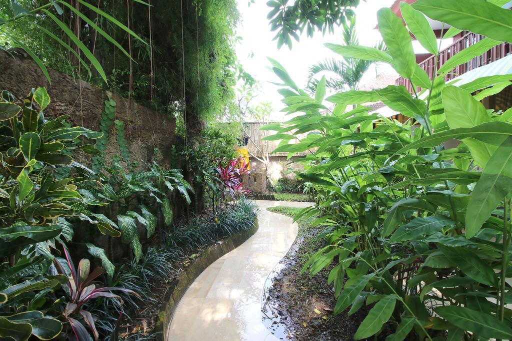 Petit Hotel Bali อูบุด ภายนอก รูปภาพ